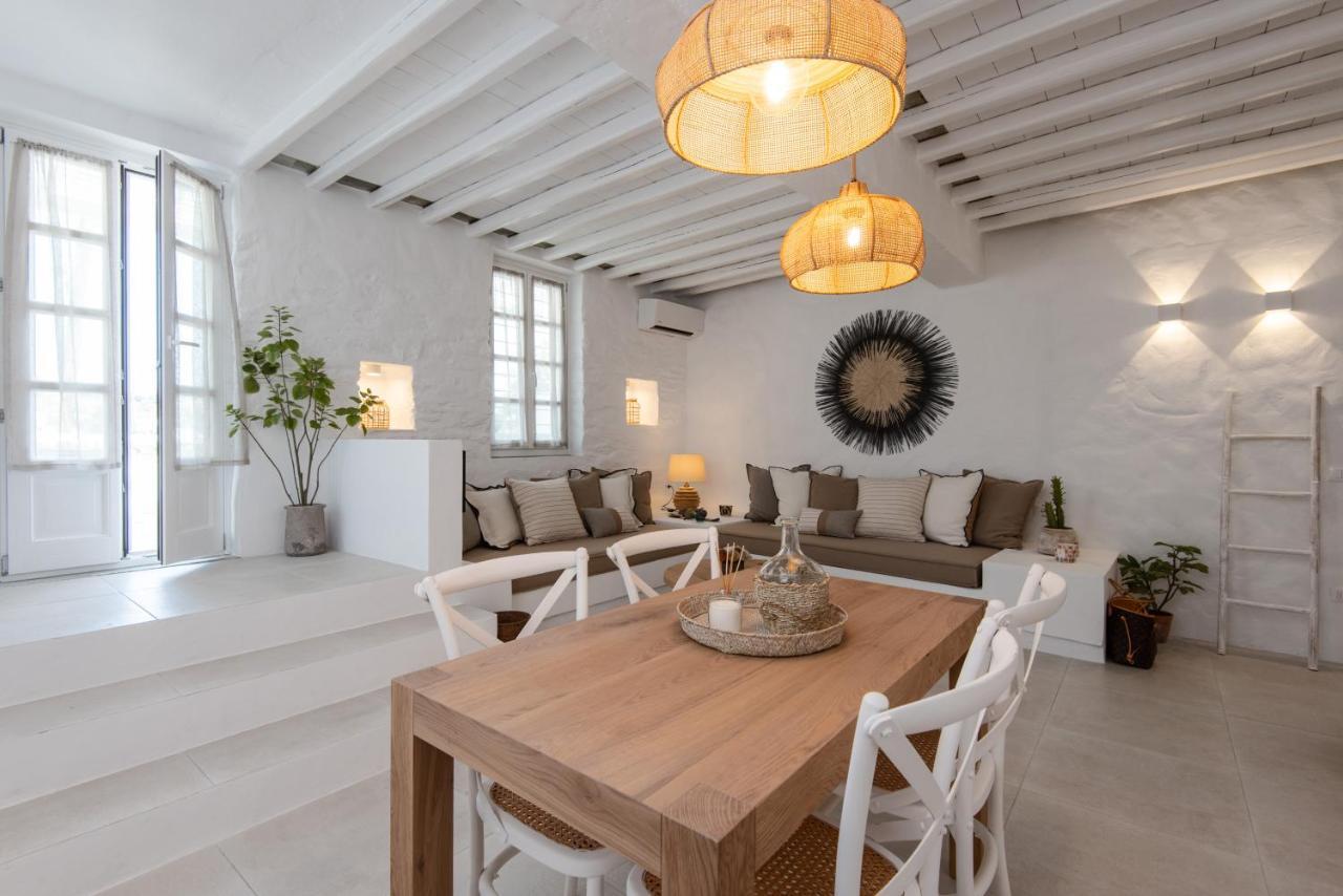 Nerites In Sifnos *